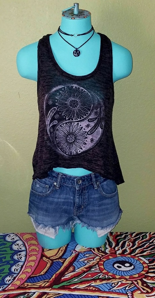 Gray knit tank top.